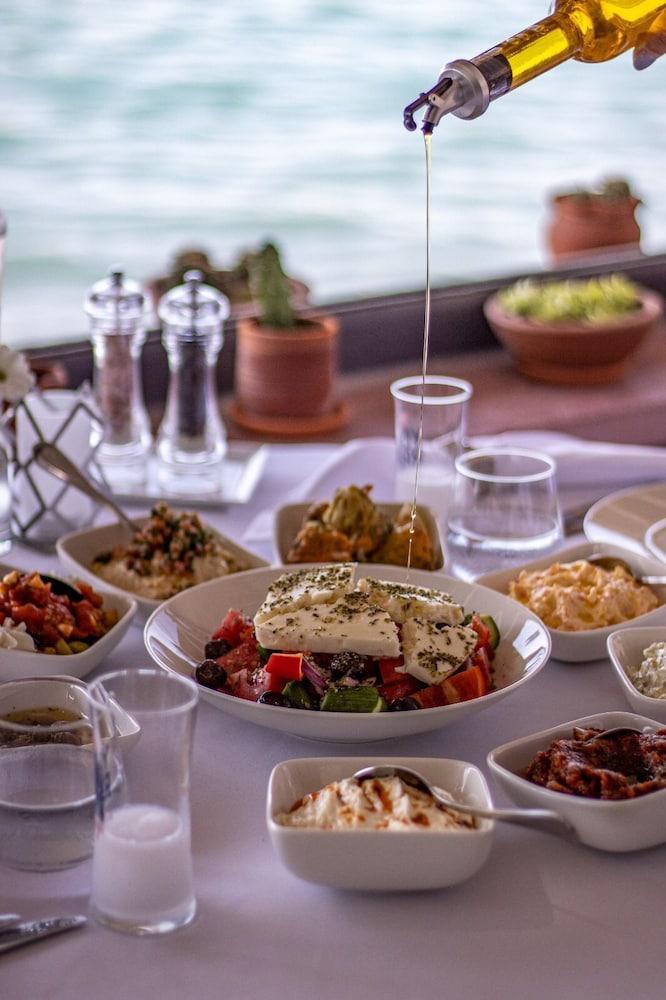 Villa Pietra Butik Otel Ayvalı Exteriör bild